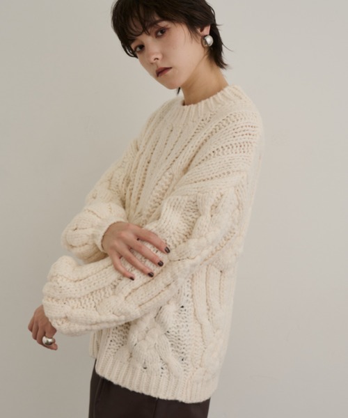 DFFUR.（ディフル）の「バルキーケーブルニットプルオーバー（ニット/セーター・レディース・ブラウン/アイボリー・FREE）」の18枚目の写真
