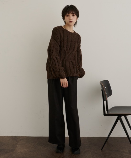 DFFUR.（ディフル）の「バルキーケーブルニットプルオーバー（ニット/セーター・レディース・ブラウン/アイボリー・FREE）」の13枚目の写真