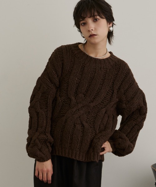 バルキーケーブルニットプルオーバー（ニット/セーター）｜DFFUR