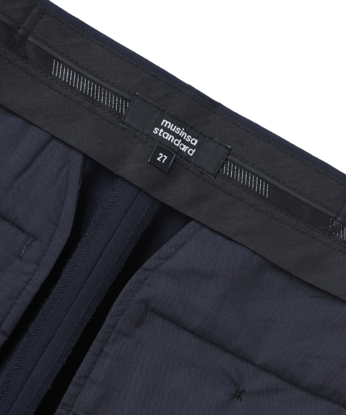 MUSINSA STANDARD WOMAN（ムシンサスタンダードウーマン）の「ウィメンズワイドヒドゥンバンディングスラックス[ネイビー]（スラックス・レディース・その他・24/25/26/27/28/29/34/32/30）」の5枚目の写真