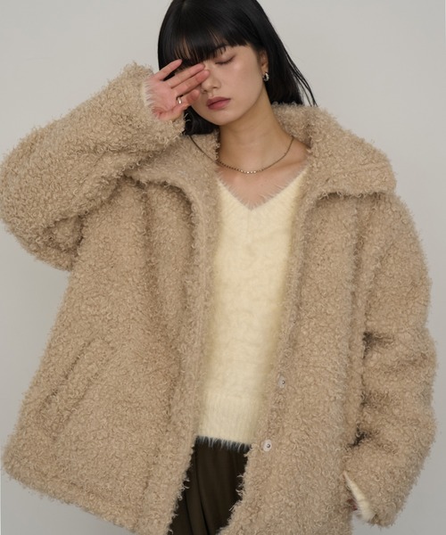 NOGLE（ノグル）の「【NOGLE/ノグル】カーリーシャギーボアスタンドコート（その他アウター・レディース・ライトベージュ/ダークブラウン・FREE）」の5枚目の写真