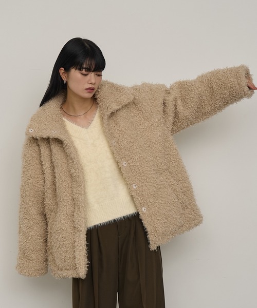NOGLE（ノグル）の「【NOGLE/ノグル】カーリーシャギーボアスタンドコート（その他アウター・レディース・ライトベージュ/ダークブラウン・FREE）」の16枚目の写真