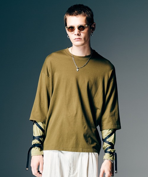 glamb(グラム)の「Blow Layered Cutsew / ブロウレイヤードカットソー(Tシャツ/カットソー・メンズ・ホワイト/ブラック/カーキ・S/M/L)」の1枚目の写真