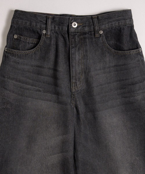 MUHET（ミュエータ）の「cinch-back flare denim pants / シンチバックフレアデニムパンツ（デニムパンツ・レディース・インディゴブルー/ブラック・MEDIUM/SMALL/LARGE）」の8枚目の写真