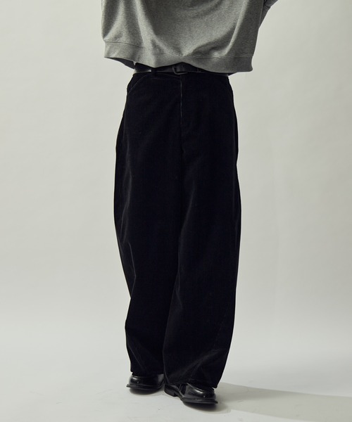 Lui's（ルイス）の「WOOL CORDUROY/ウールコーデュロイカーブパンツ（その他パンツ・メンズ・ダークブルー/ブラック・S/M）」の3枚目の写真