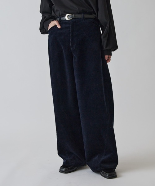 Lui's（ルイス）の「WOOL CORDUROY/ウールコーデュロイカーブパンツ（その他パンツ・メンズ・ダークブルー/ブラック・S/M）」の20枚目の写真