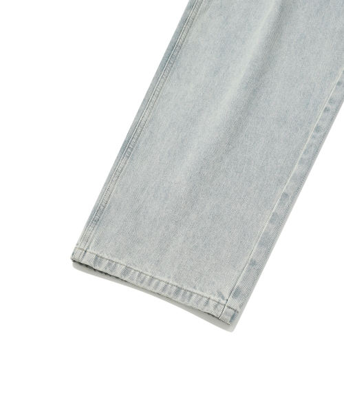 COVERNAT（カバーナット）の「デニムワンタックワイドパンツライトブルー（デニムパンツ・レディース・その他・LARGE/MEDIUM/SMALL）」の7枚目の写真