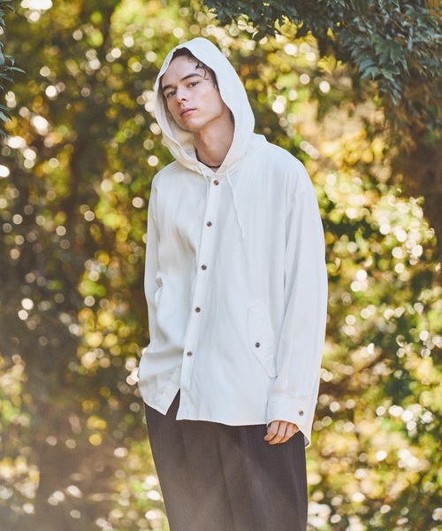 CASPER JOHN（キャスパージョン）の「Lyocell100 snow parka/リヨセル100スノーパーカー（その他アウター・メンズ・ホワイト/ブラック・X-SMALL/LARGE/MEDIUM/SMALL）」の6枚目の写真