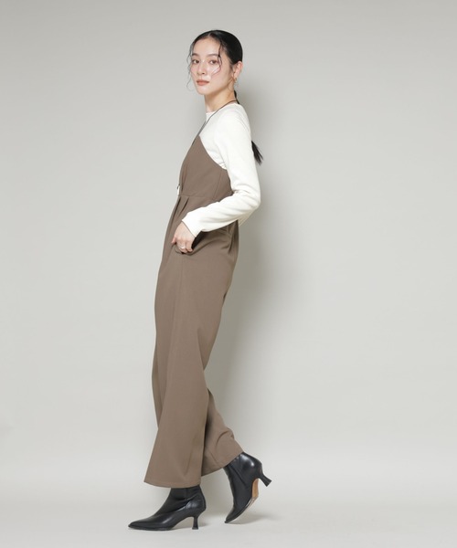 NANO universe（ナノユニバース）の「リブトップドッキングスーチングオールインワン（つなぎ/オールインワン・レディース・グレー/モカ・S/M）」の5枚目の写真