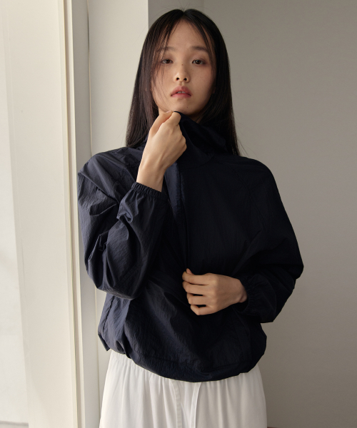 38COMEONCOMMON(38カモンコモン)の「Nylon Hooded Anorak (Navy)(ナイロンジャケット・レディース・その他・FREE)」の2枚目の写真