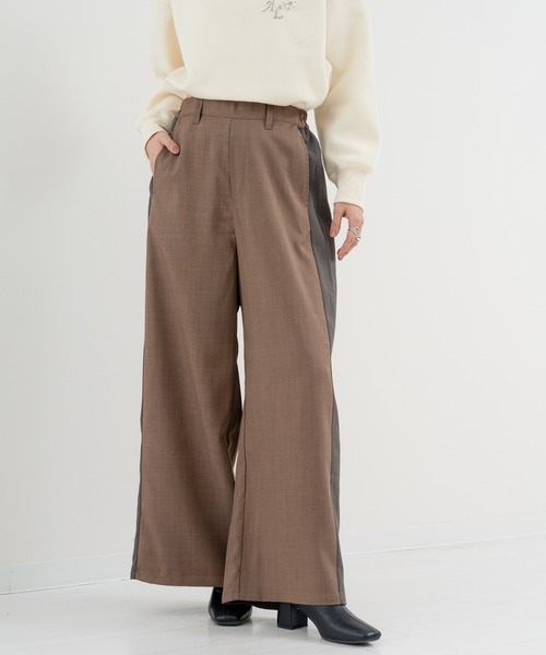 refinedworks(リファインドワークス)の「【refinedworks】ライン で魅せる 2トーンデザインパンツ(その他パンツ・レディース・ベージュ/カーキ・FREE)」の1枚目の写真