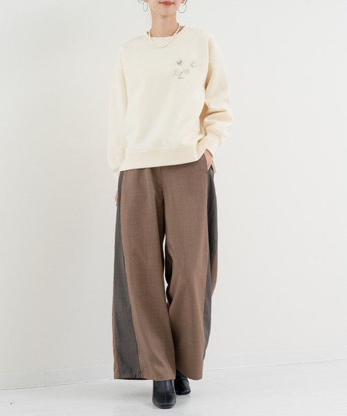 refinedworks(リファインドワークス)の「【refinedworks】ライン で魅せる 2トーンデザインパンツ(その他パンツ・レディース・ベージュ/カーキ・FREE)」の11枚目の写真