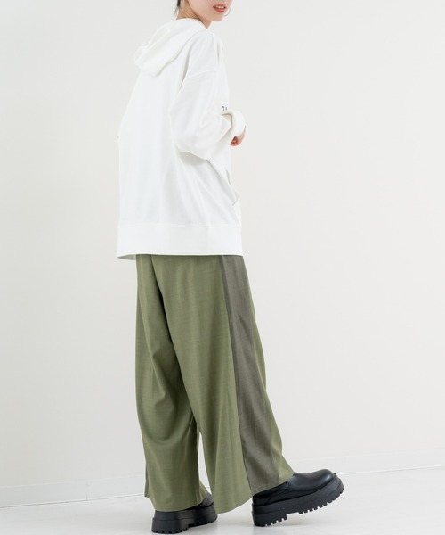 refinedworks(リファインドワークス)の「【refinedworks】ライン で魅せる 2トーンデザインパンツ(その他パンツ・レディース・ベージュ/カーキ・FREE)」の19枚目の写真