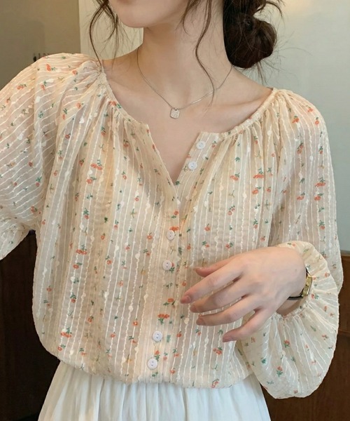 cammie（キャミー）の「小花柄ブラウス（シャツ/ブラウス・レディース・アイボリー・M/L）」の2枚目の写真
