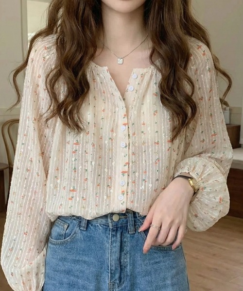 cammie（キャミー）の「小花柄ブラウス（シャツ/ブラウス・レディース・アイボリー・M/L）」の6枚目の写真