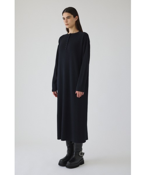 RIM.ARK（リムアーク）の「Fabric covered button dress ファブリックカバードボタンドレス（ドレス・レディース・ブラック/ダークネイビー/ベージュ/チャコールグレー・36/38）」の17枚目の写真