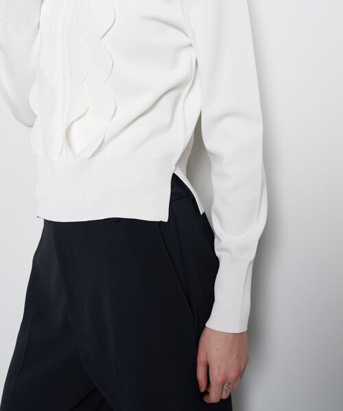 LANVIN en Bleu（ランバンオンブルー）の「スカラフリルニット（ニット/セーター・レディース・ブラック/ライトブルー/オフホワイト・38）」の18枚目の写真