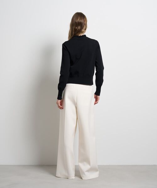 LANVIN en Bleu（ランバンオンブルー）の「スカラフリルニット（ニット/セーター・レディース・ブラック/ライトブルー/オフホワイト・38）」の21枚目の写真