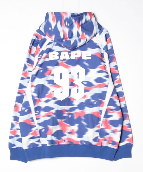 A BATHING APE(アベイシングエイプ)の「SCREEN CAMO FOOTBALL LOGO RELAXED FIT PULLOVER HOODIE(パーカー・メンズ・ブラック/ブルー・X-LARGE/SMALL/XX-LARGE/MEDIUM/LARGE)」の11枚目の写真