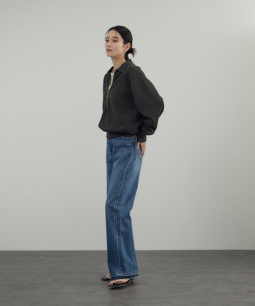 SALON adam et rope'(サロン アダム エ ロペ)の「クレープスウェットライクポロプルオーバー(スウェット・レディース・チャコールグレー/オフホワイト/グリーン系その他・FREE)」の9枚目の写真