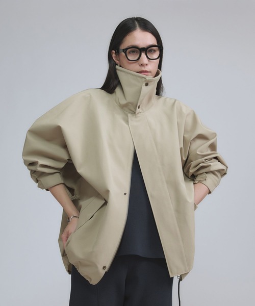 Chaos(カオス)の「Chaos(カオス)/ ◇VACHEMENT◇別注タフタブルゾン(ブルゾン・レディース・ブラック/ベージュ・FREE)」の1枚目の写真