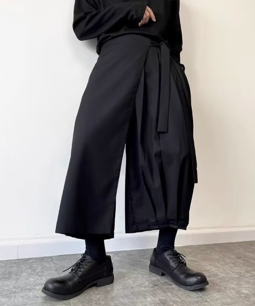 Flugge(フラッジー)の「デザインワイドパンツ(その他パンツ・レディース・ブラック・MEDIUM/LARGE)」の3枚目の写真