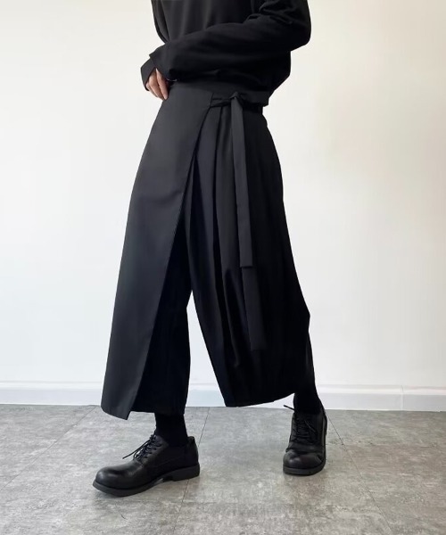 Flugge(フラッジー)の「デザインワイドパンツ(その他パンツ・レディース・ブラック・MEDIUM/LARGE)」の5枚目の写真