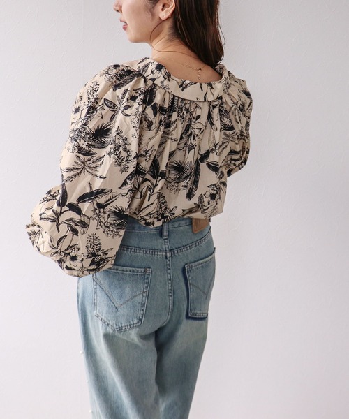 Cepica（セピカ）の「草花プリントボリューム袖ブラウス（シャツ/ブラウス・レディース・ライトベージュ・FREE）」の5枚目の写真