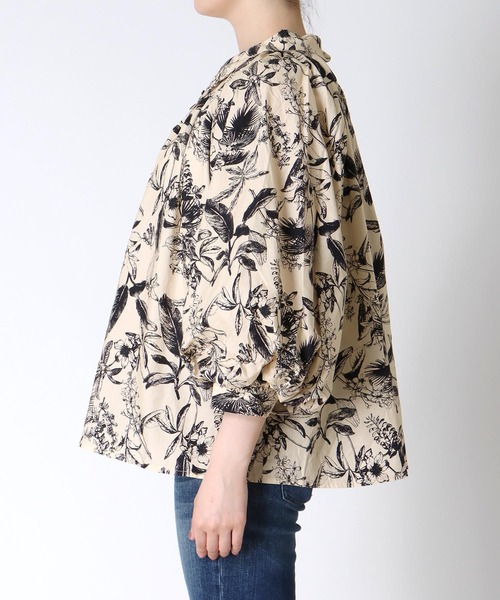 Cepica（セピカ）の「草花プリントボリューム袖ブラウス（シャツ/ブラウス・レディース・ライトベージュ・FREE）」の11枚目の写真