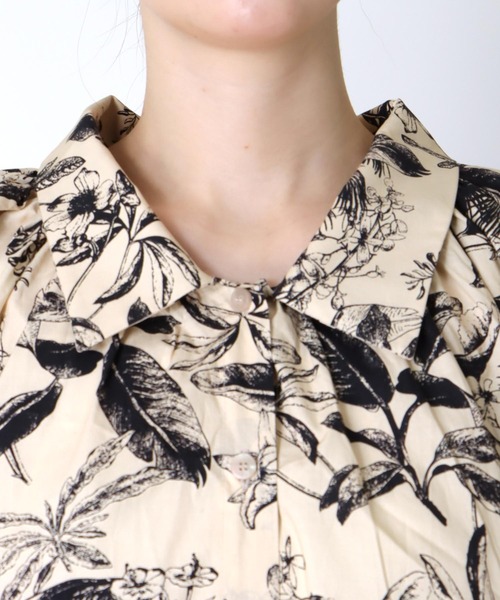 Cepica（セピカ）の「草花プリントボリューム袖ブラウス（シャツ/ブラウス・レディース・ライトベージュ・FREE）」の13枚目の写真