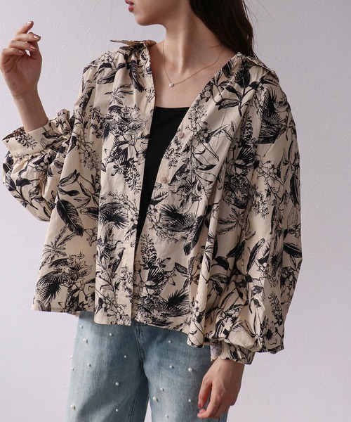 Cepica（セピカ）の「草花プリントボリューム袖ブラウス（シャツ/ブラウス・レディース・ライトベージュ・FREE）」の9枚目の写真