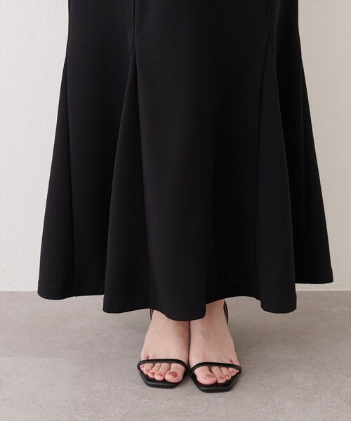 natural couture(ナチュラルクチュール)の「【1/1~4限定受注販売】ハートウエストカットマーメイドスカート(スカート・レディース・アイボリー/ブラック/ネイビー・SMALL/MEDIUM/LARGE)」の15枚目の写真