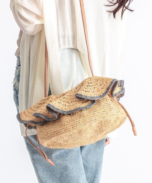 MADE IN MADA(メイドインマダ)の「【MADE IN MADA /メイドインマダ】かごバッグ ラフィア 巾着 ショルダーバッグ(かごバッグ・レディース・ナチュラル/ベージュ・FREE)」の7枚目の写真