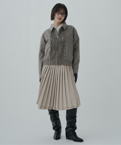 FEKETE(フェケテ)の「wrapping pleated skirt / ラッピングプリーツスカート(スカート・レディース・ベージュ/ライトブルー/ブラック・FREE)」の10枚目の写真