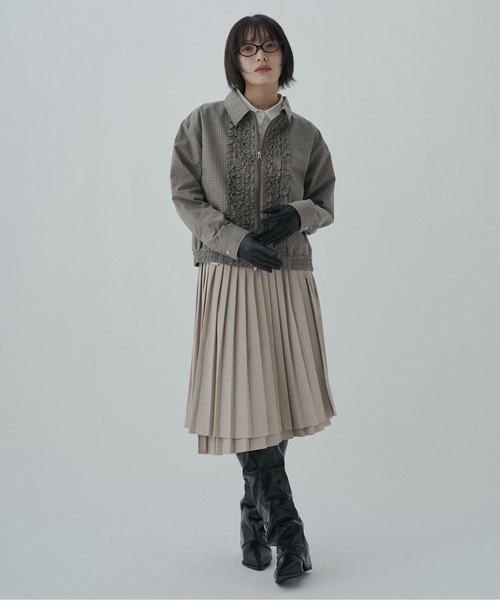 FEKETE(フェケテ)の「wrapping pleated skirt / ラッピングプリーツスカート(スカート・レディース・ベージュ/ライトブルー/ブラック・FREE)」の12枚目の写真