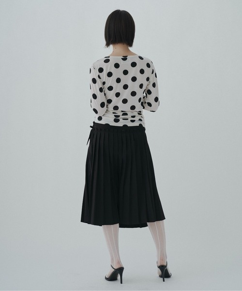 FEKETE(フェケテ)の「wrapping pleated skirt / ラッピングプリーツスカート(スカート・レディース・ベージュ/ライトブルー/ブラック・FREE)」の20枚目の写真