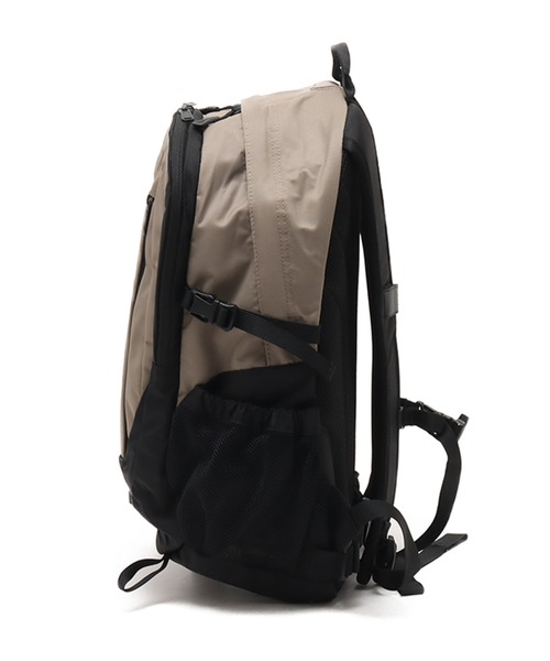 THE NORTH FACE(ザノースフェイス)の「THE NORTH FACE Single Shot / ザ ノース フェイス シングル ショット(バックパック/リュック・メンズ・ピンク/ベージュ/ネイビー・FREE)」の14枚目の写真