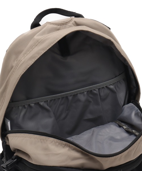 THE NORTH FACE(ザノースフェイス)の「THE NORTH FACE Single Shot / ザ ノース フェイス シングル ショット(バックパック/リュック・メンズ・ピンク/ベージュ/ネイビー・FREE)」の19枚目の写真