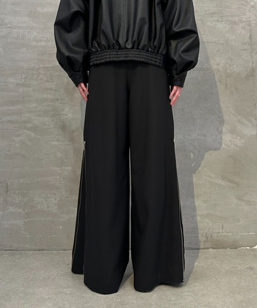 Lui's（ルイス）の「【mi-企画】サイドZIPワイドフレアパンツ（スラックス・レディース・ブラック/グレー・M/S）」の18枚目の写真