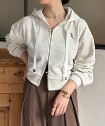 Thevon（ゼボン）の「ダブルジップ裏毛ショートパーカー（パーカー）」