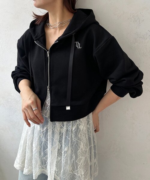 Thevon（ゼボン）の「ダブルジップ裏毛ショートパーカー（パーカー・レディース・ブラック/グレー/ライトグレー・FREE）」の2枚目の写真