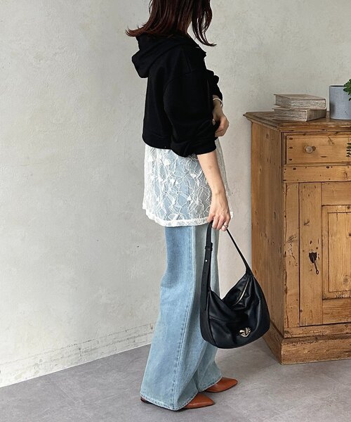 Thevon（ゼボン）の「ダブルジップ裏毛ショートパーカー（パーカー・レディース・ブラック/グレー/ライトグレー・FREE）」の11枚目の写真