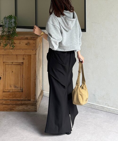 Thevon（ゼボン）の「ダブルジップ裏毛ショートパーカー（パーカー・レディース・ブラック/グレー/ライトグレー・FREE）」の18枚目の写真