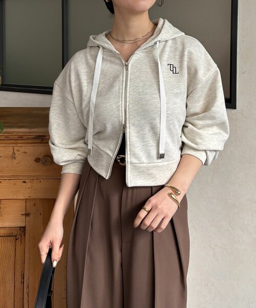Thevon（ゼボン）の「ダブルジップ裏毛ショートパーカー（パーカー・レディース・ブラック/グレー/ライトグレー・FREE）」の20枚目の写真