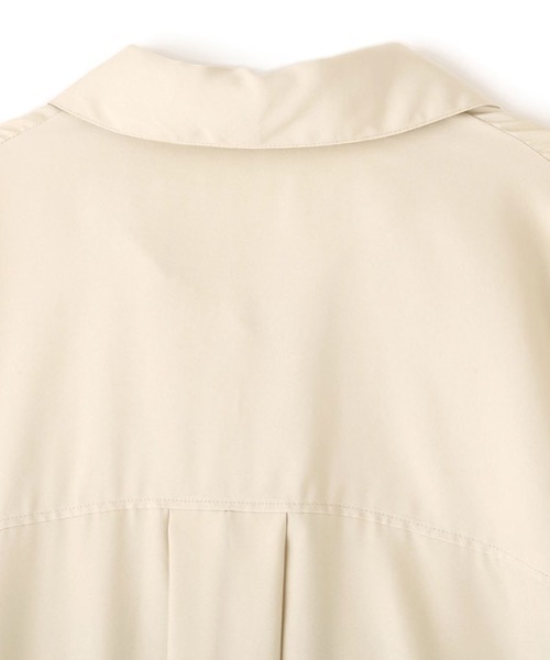 ETRE TOKYO（エトレトウキョウ）の「キュプラネクタイオーバーサイズシャツ（シャツ/ブラウス・レディース・ブラウン/ブルー/ライトベージュ・FREE）」の21枚目の写真