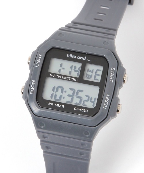 niko and...(ニコアンド)の「3ウィンドウデジタルウォッチ(デジタル腕時計・レディース・パープル/ベージュ/チャコール・0)」の1枚目の写真