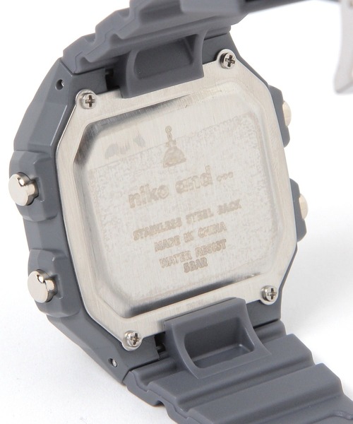 niko and...(ニコアンド)の「3ウィンドウデジタルウォッチ(デジタル腕時計・レディース・パープル/ベージュ/チャコール・0)」の6枚目の写真