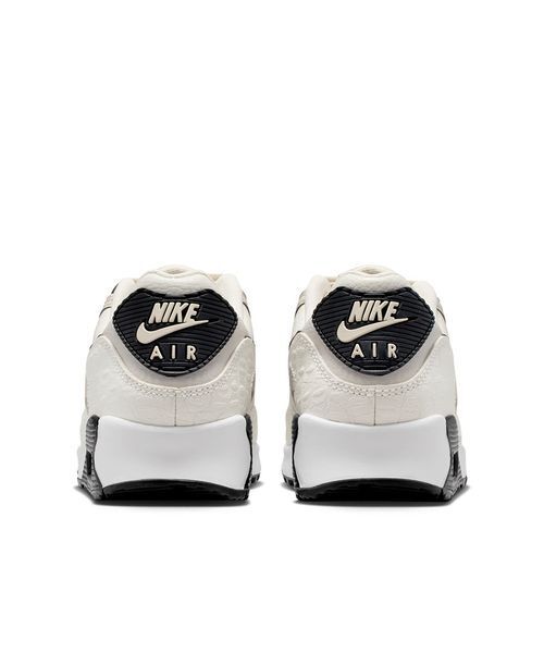 emmi（エミ）の「【NIKE】AIR MAX 90（スニーカー・レディース・オフホワイト・23/23.5/24/24.5/25/25.5）」の3枚目の写真