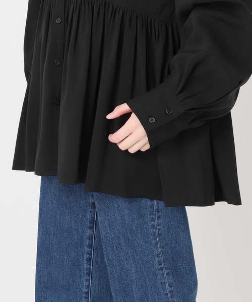 B.C STOCK（ベーセーストック）の「ウォッシャブル / Vネックギャザーブラウス（シャツ/ブラウス・レディース・ホワイト/ブラック・FREE）」の4枚目の写真