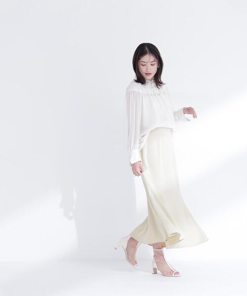 NATURAL BEAUTY BASIC(ナチュラルビューティーベーシック)の「◇シャーリングショルダーブラウス(シャツ/ブラウス・レディース・イエロー/ブラウン/オフホワイト・FREE)」の5枚目の写真